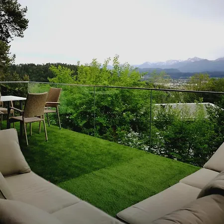 Haus Mit Traumhaften Ausblick Villach