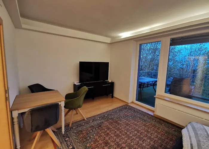 Haus Mit Traumhaften Ausblick *